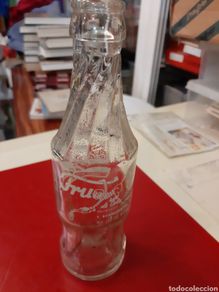 Antique bottles: Fruto de cola aparece un mono anagrama Patente Alemania
